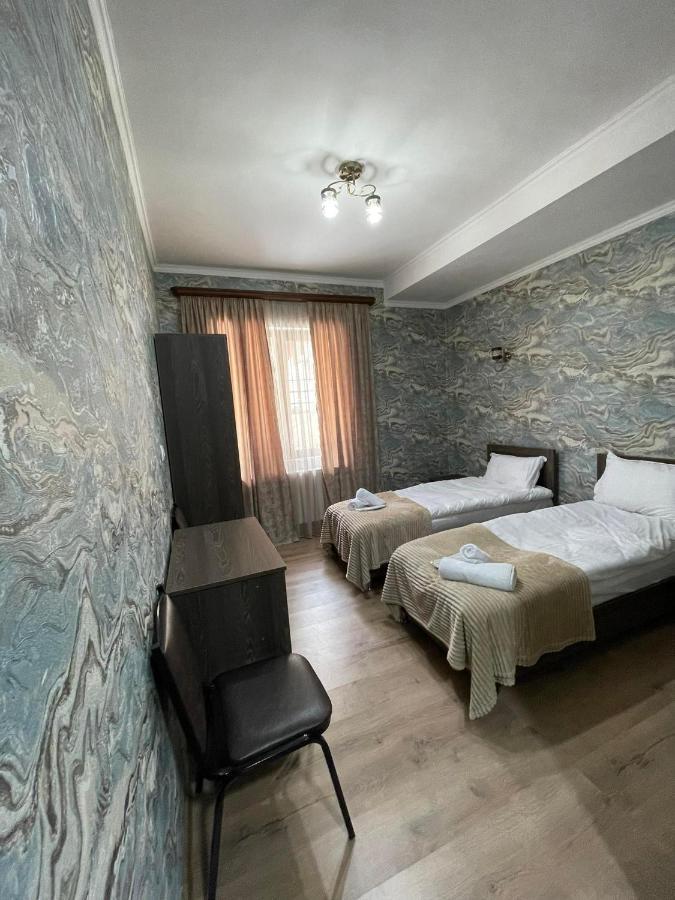 Hotel Shina Stepantsminda Exterior foto
