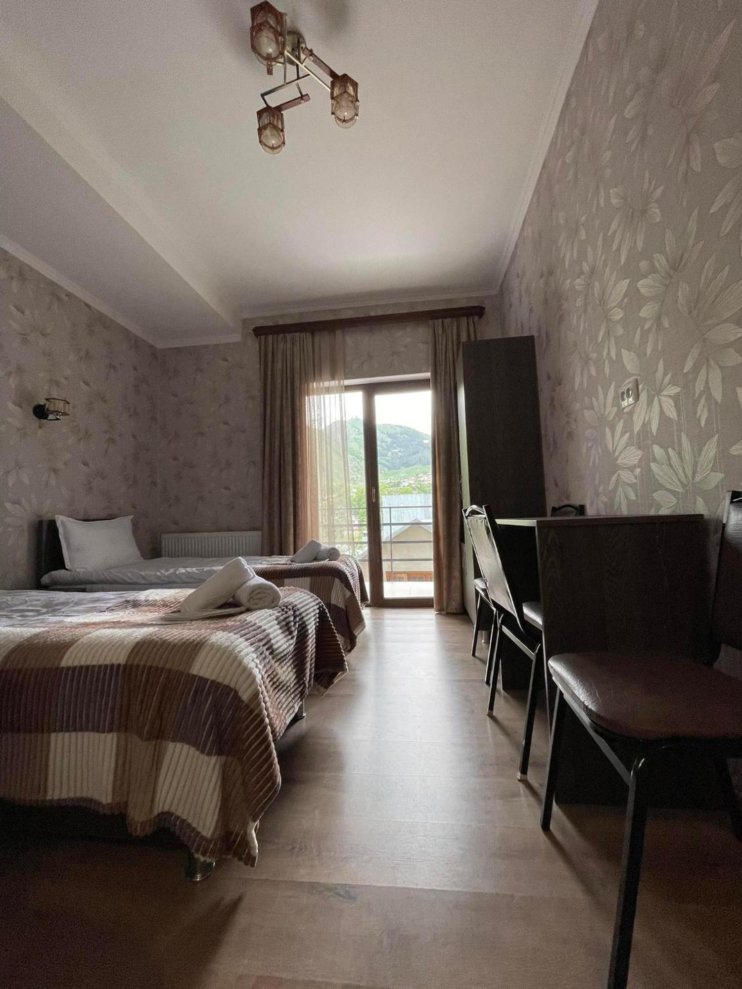 Hotel Shina Stepantsminda Exterior foto